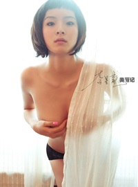 2011.01.16 Photograph by Li Xinglong - Meili - Portrait of a female student in Aquarius Dance Academy, 1992, 170cm(14)